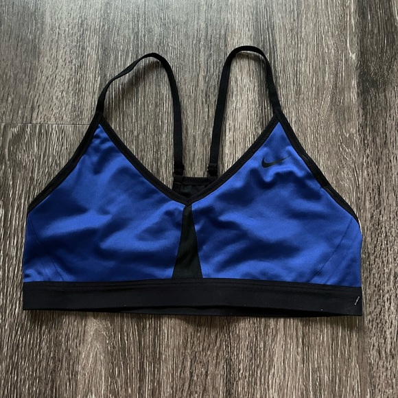 Nike Pro Indy Sports Bra - Picture 3 of 6